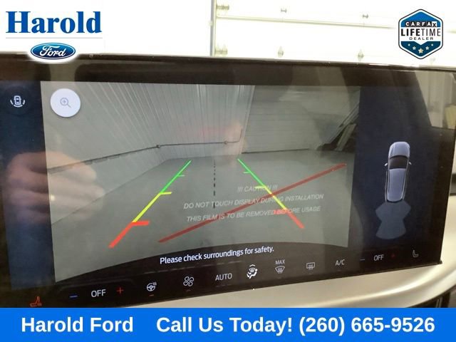 Used 2024 Ford Escape SE image 17