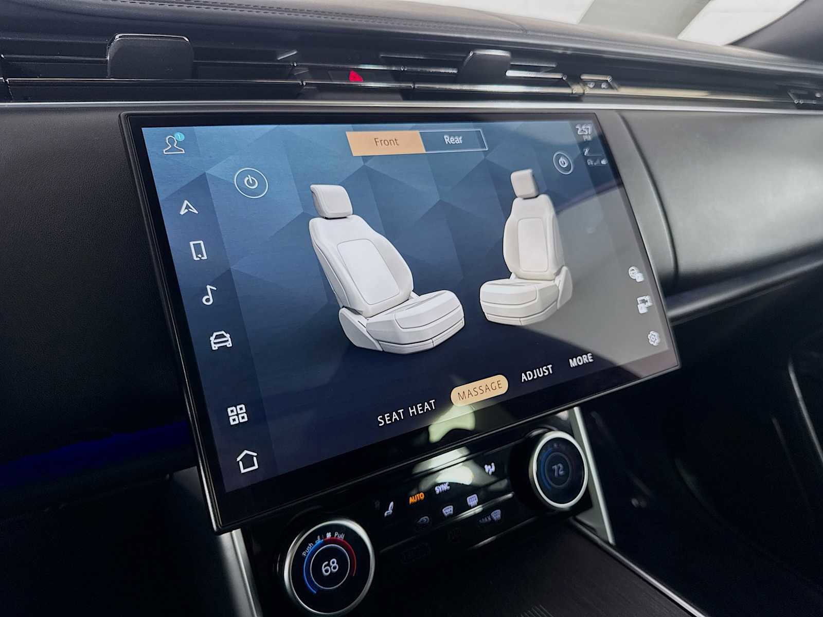 Used 2023 Land Rover Range Rover First Edition image 23