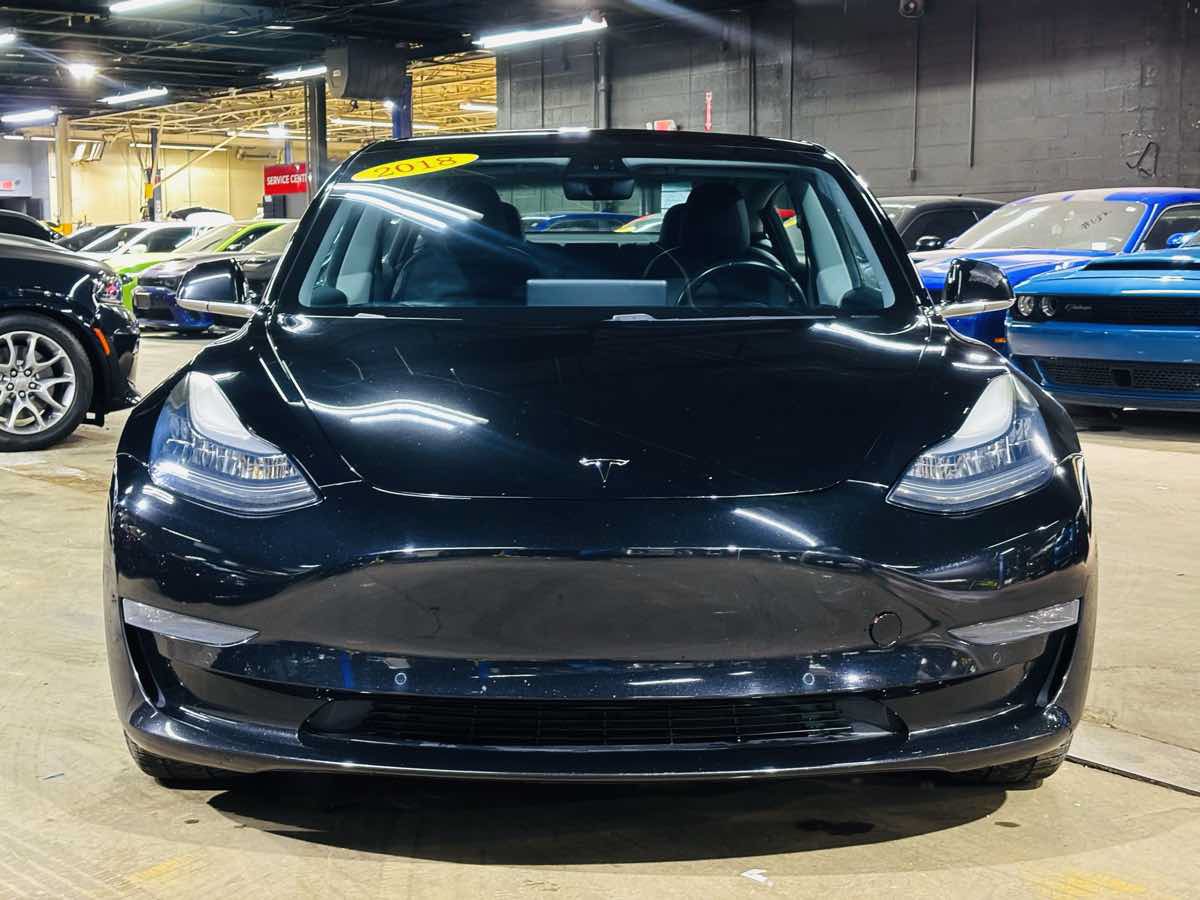 Used 2018 Tesla Model 3 Mid Range RWD image 17