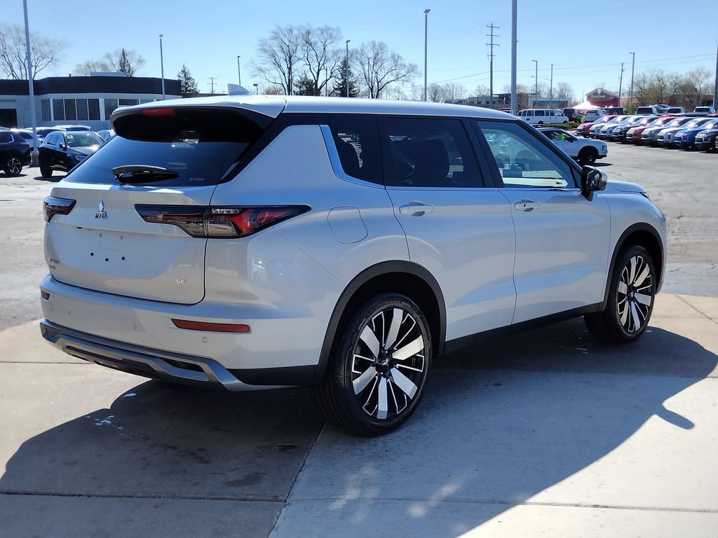 New 2026 Mitsubishi Outlander SE AWD/4WD image 15