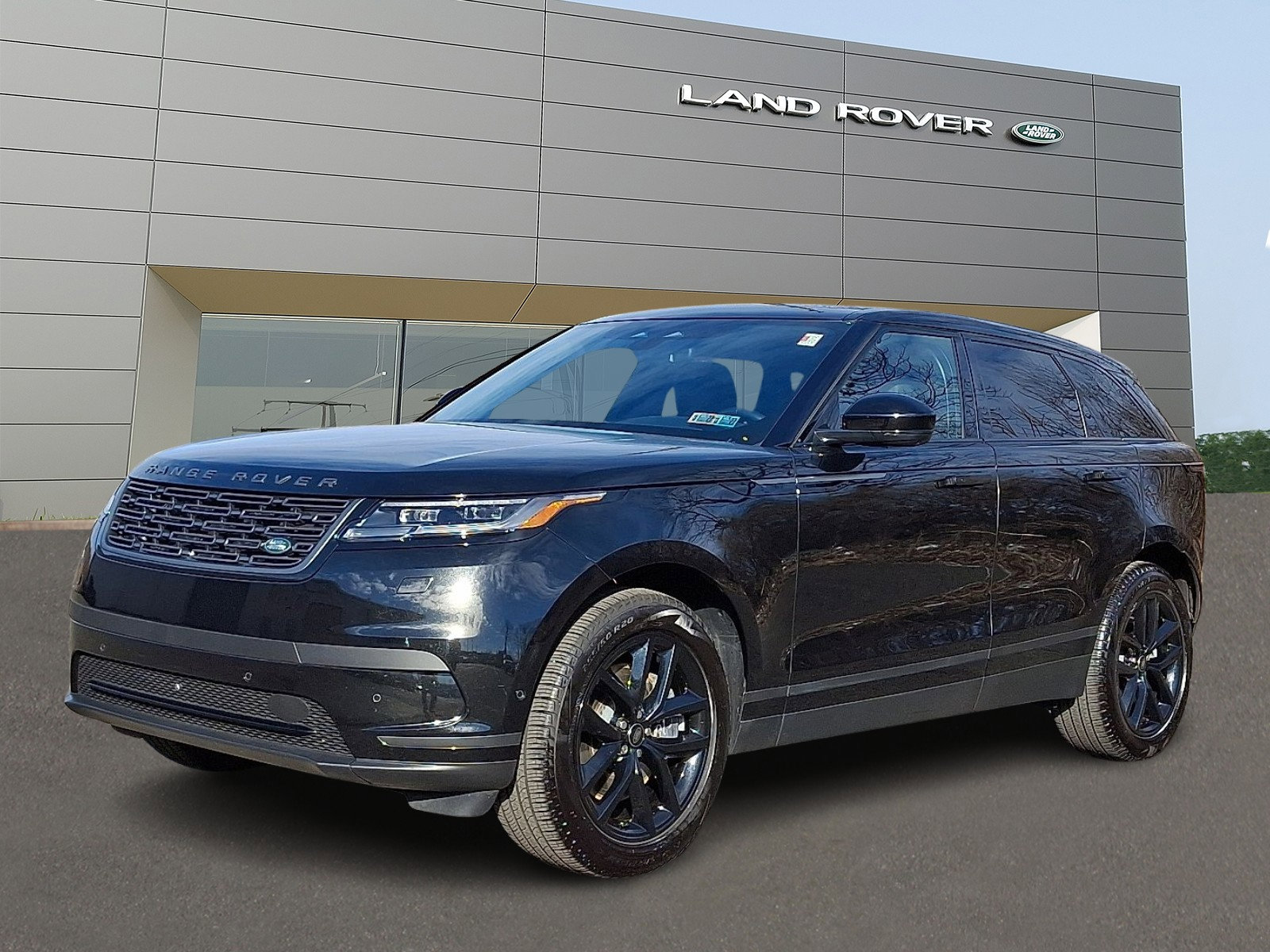 Used 2026 Land Rover Range Rover Velar S AWD/4WD video 1