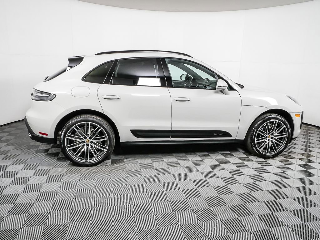 New 2026 Porsche Macan GTS image 30