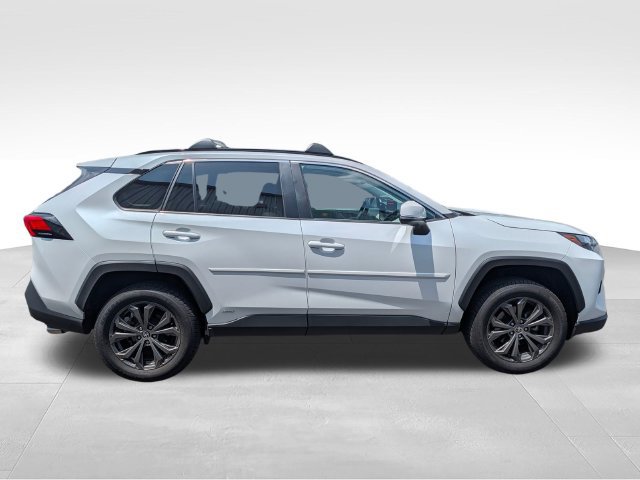Used 2023 Toyota RAV4 XLE Premium AWD/4WD image 8