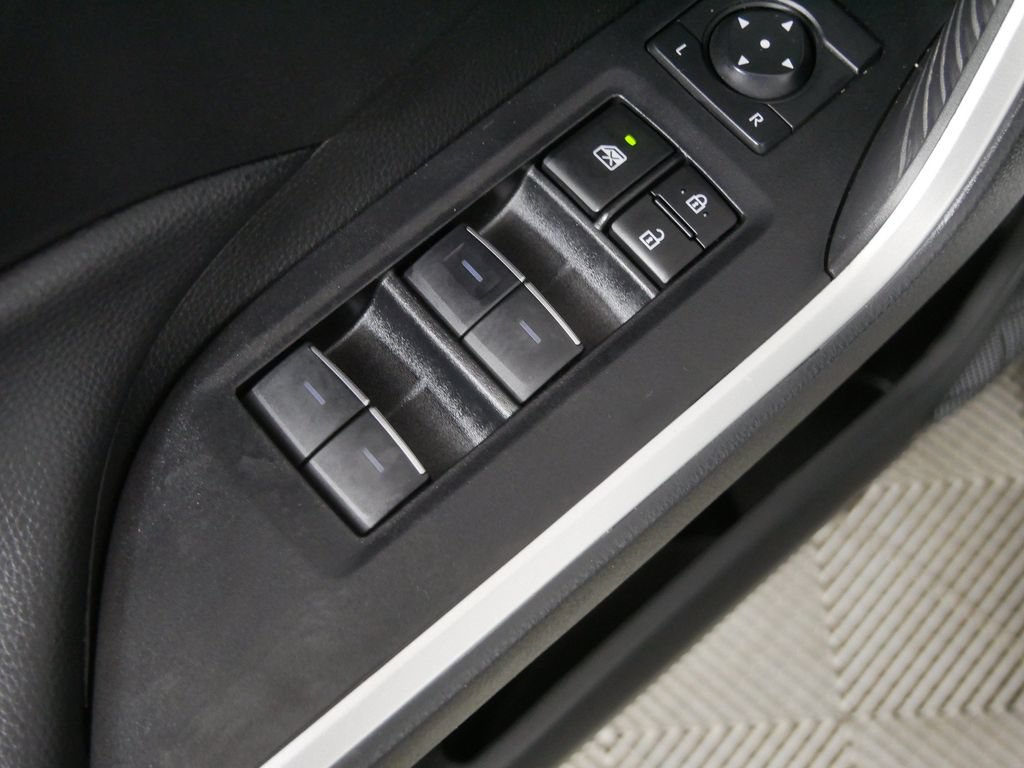 Used 2024 Toyota RAV4 XLE w/ Convenience Package AWD/4WD image 15