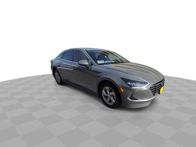 Used 2021 Hyundai Sonata SE image 2