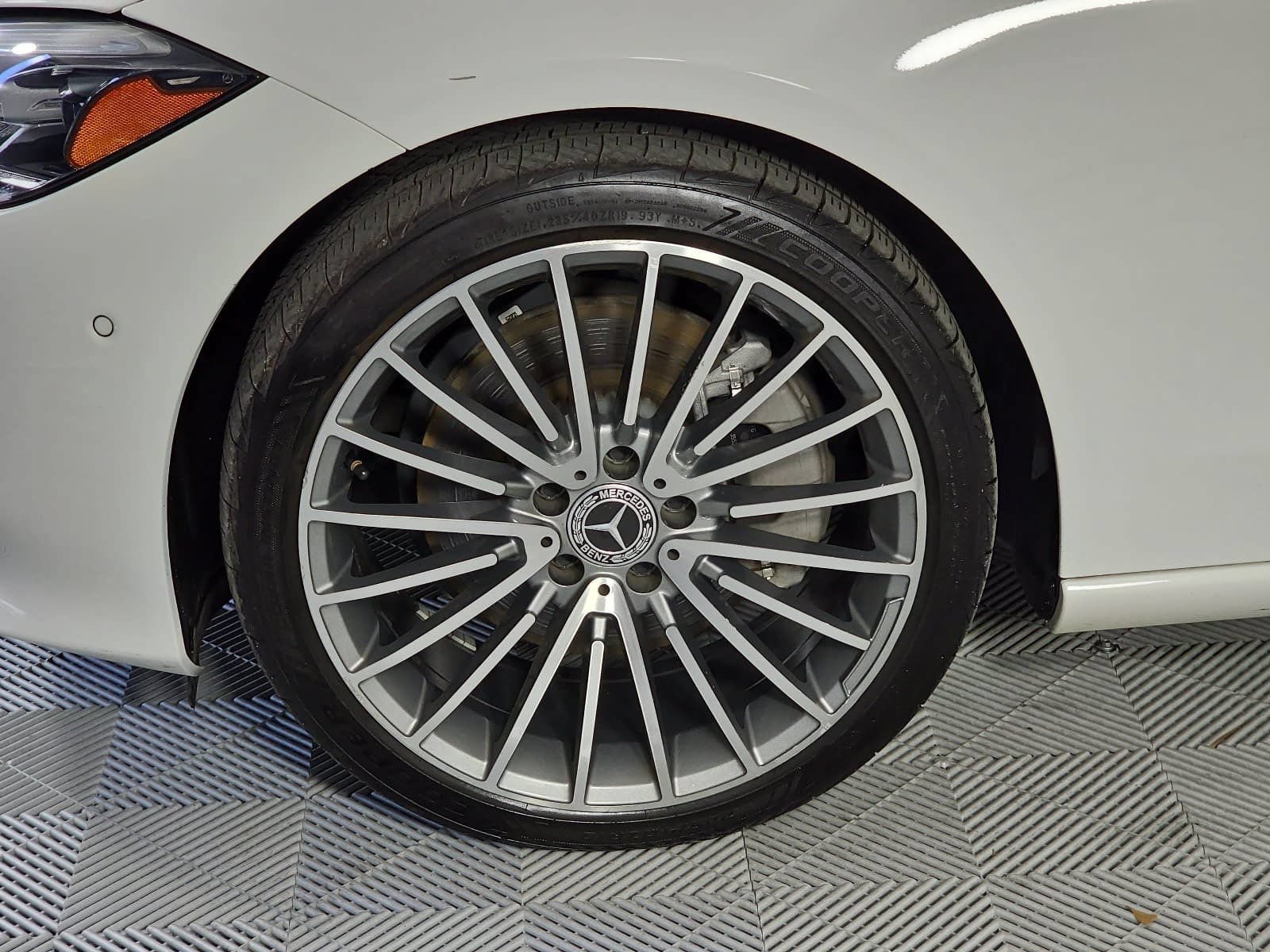 Used 2024 Mercedes-Benz C 300 Sedan image 10