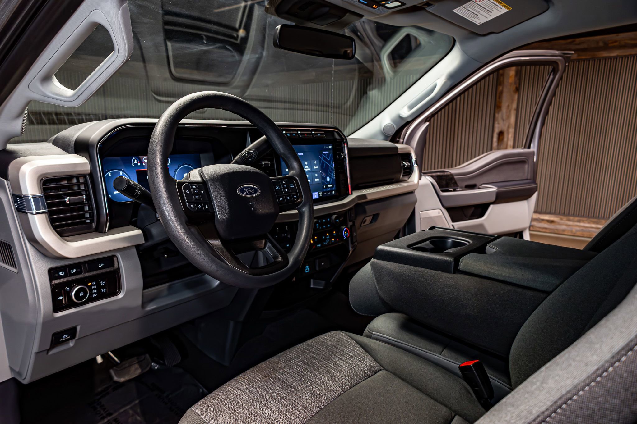 Used 2023 Ford F250 XLT w/ XLT Premium Package image 16