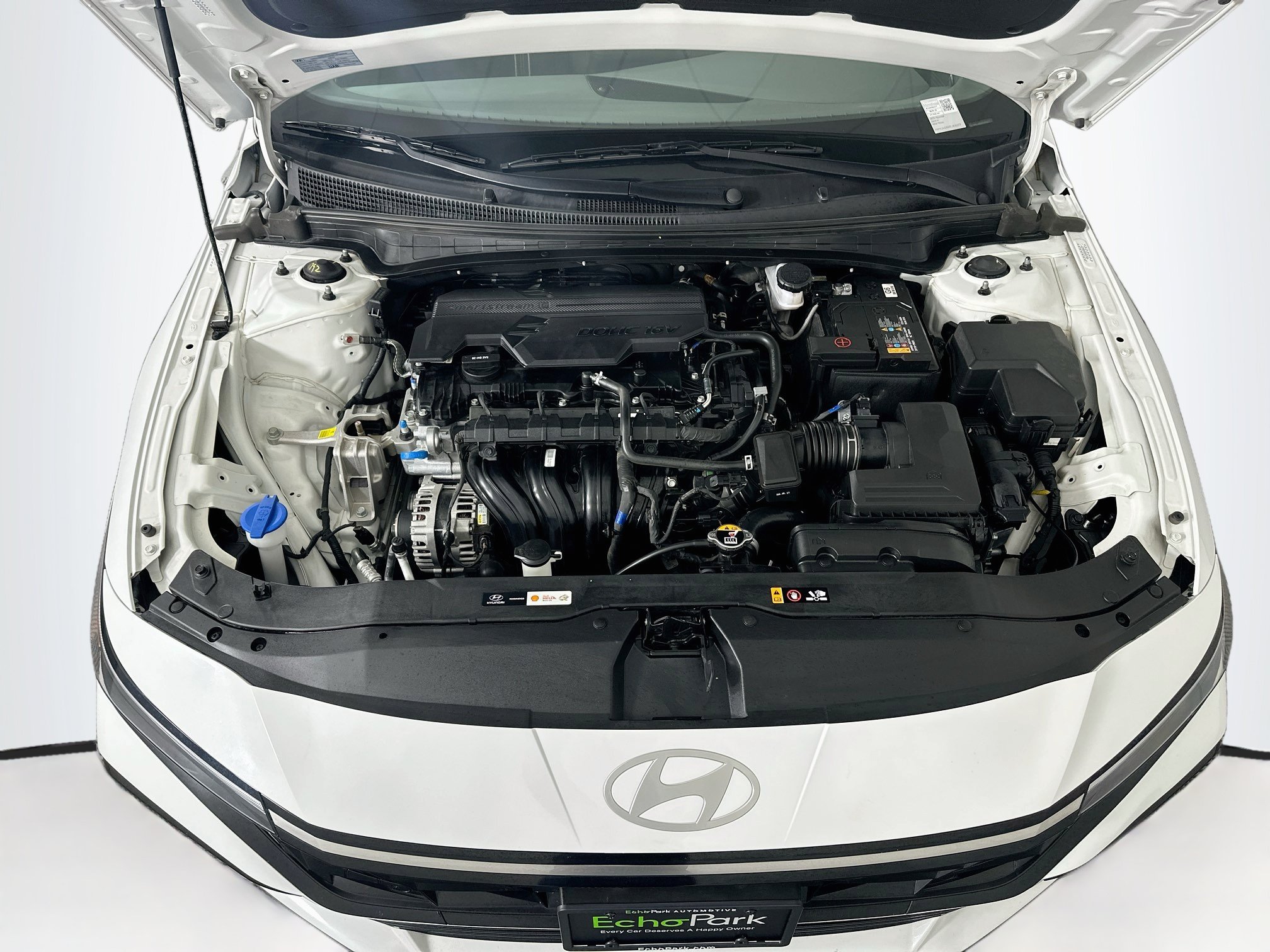 Used 2025 Hyundai Elantra SEL FWD image 34