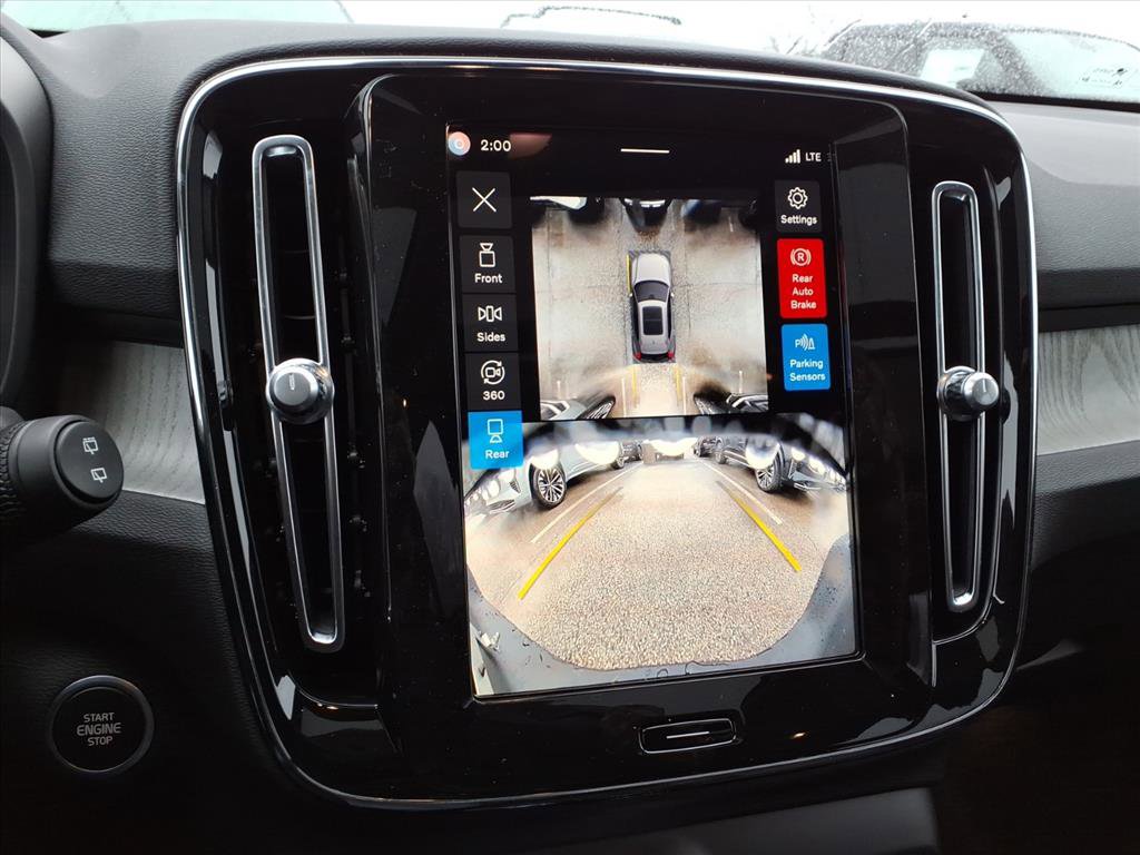 New 2026 Volvo XC40 B5 Plus w/ Protection Package Premier AWD/4WD image 8