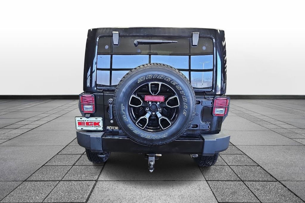 Used 2018 Jeep Wrangler Unlimited Sahara image 6