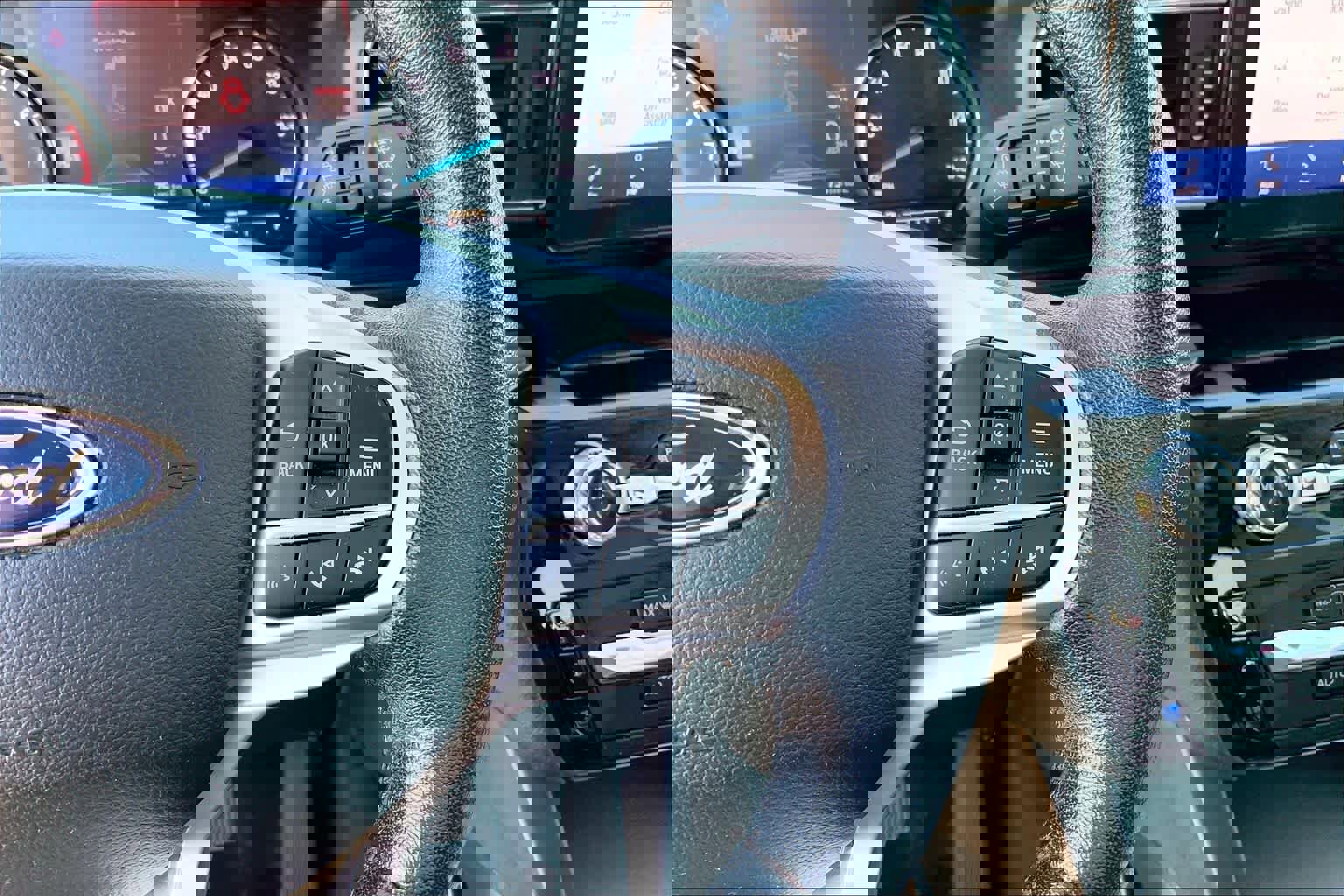 Used 2021 Ford Explorer Limited image 23