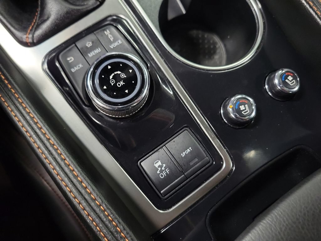 Used 2020 Nissan Maxima SR w/ Sport Mat Group FWD image 20