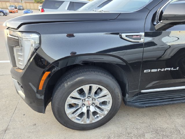Used 2025 GMC Yukon Denali RWD image 7