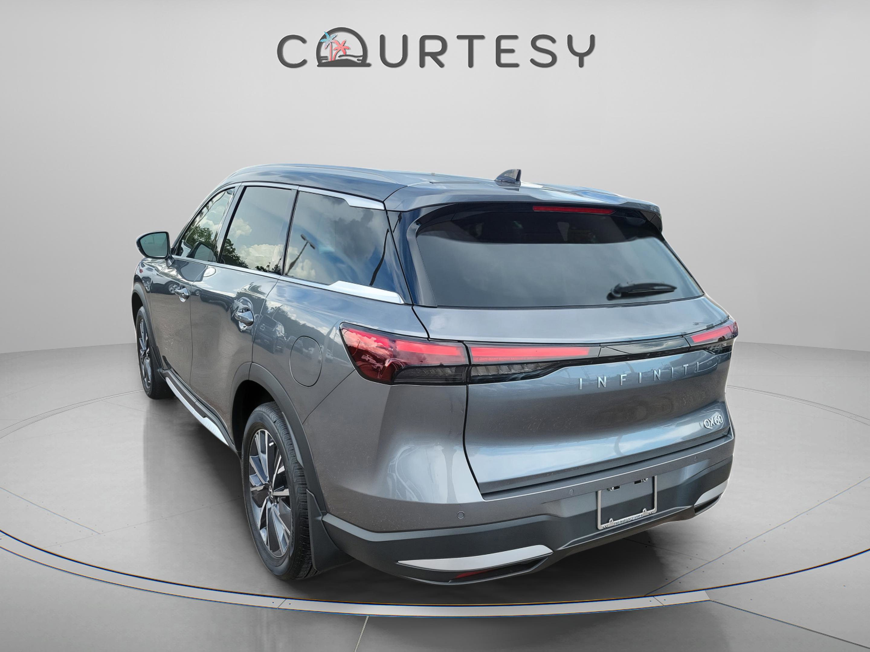 New 2026 INFINITI QX60 Luxe w/ Cargo Package image 2