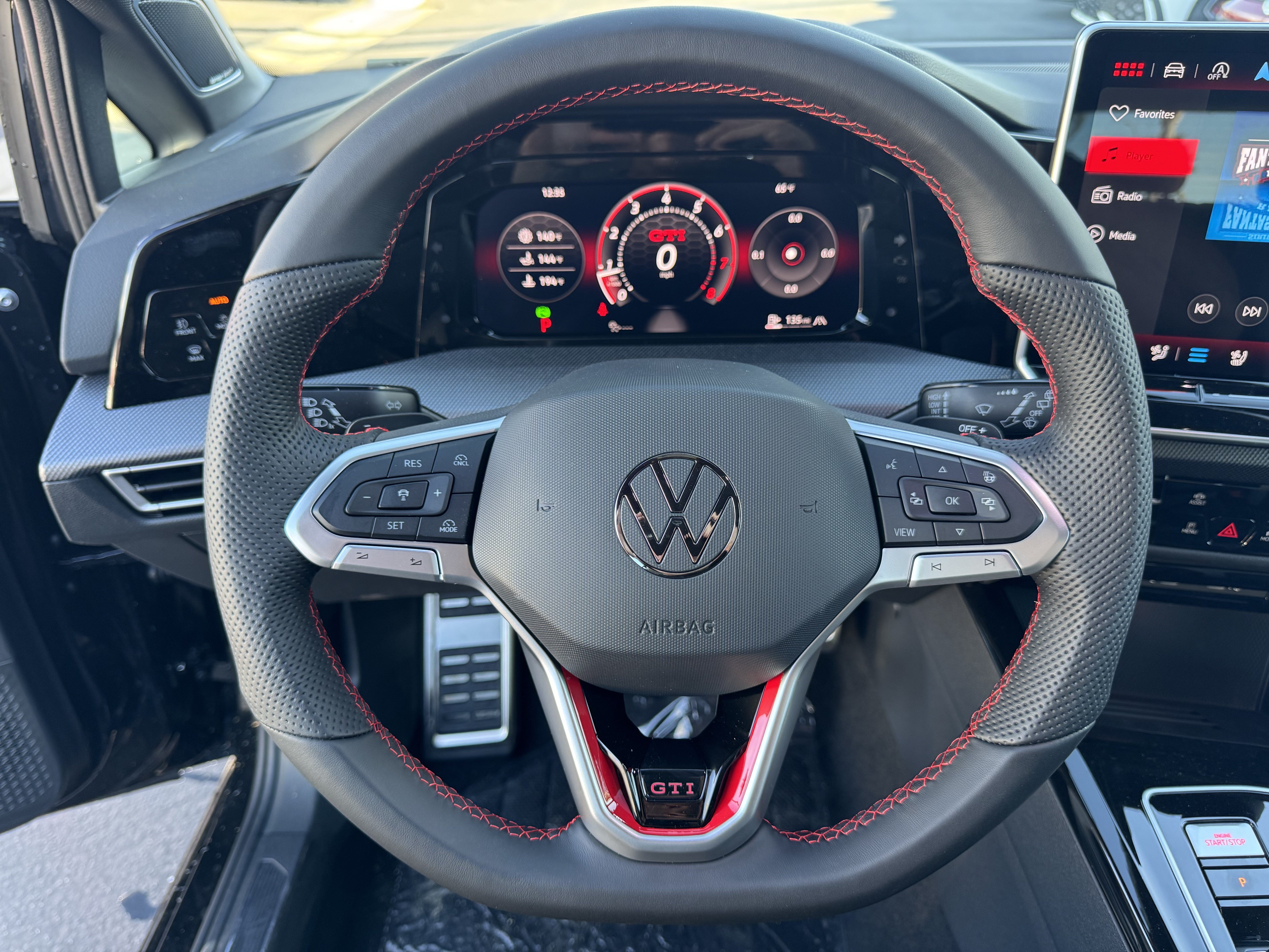 New 2026 Volkswagen GTI SE FWD image 18