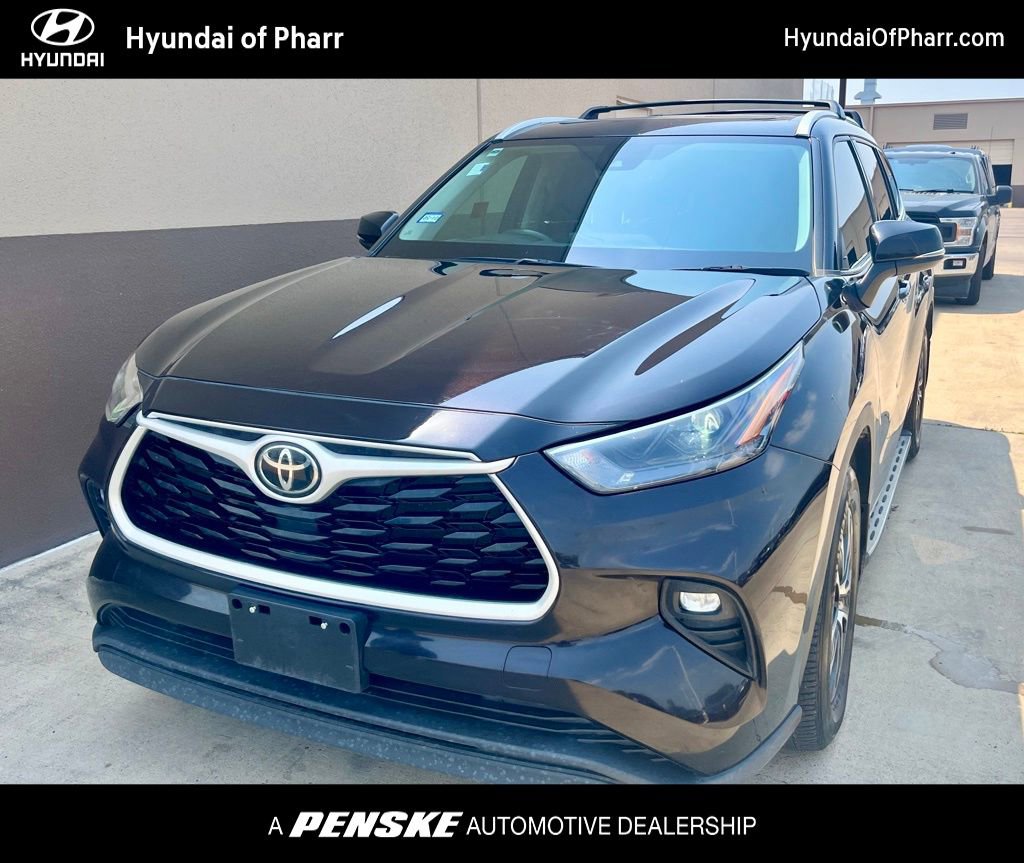 Used 2022 Toyota Highlander XLE