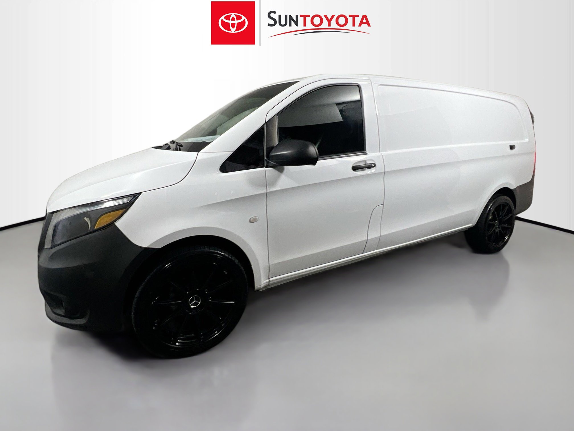Used 2020 Mercedes-Benz Metris image 9