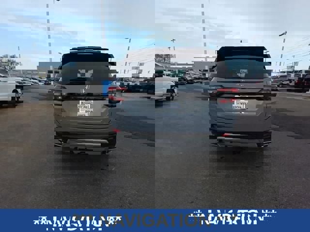 Used 2024 Honda Pilot Elite image 7