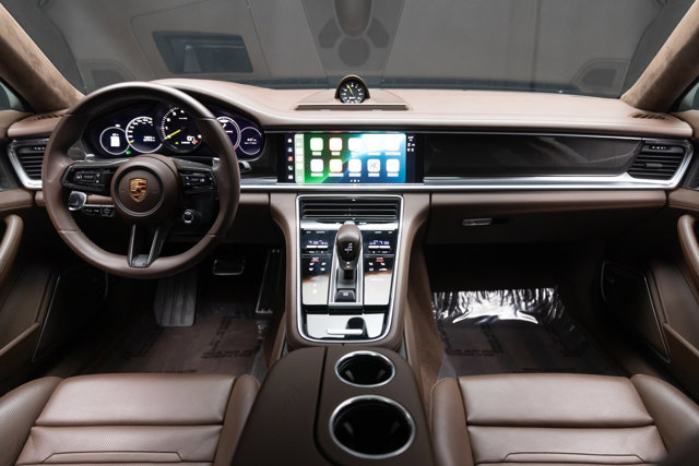Used 2023 Porsche Panamera 4S Executive image 3