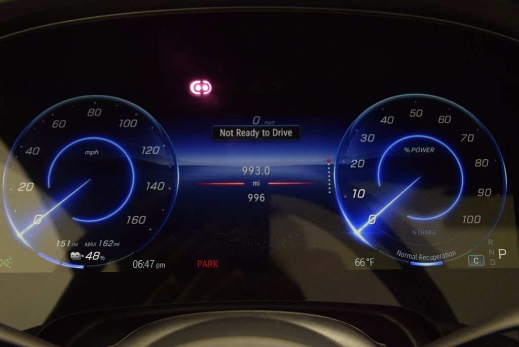 Used 2025 Mercedes-Benz EQS 450+ SUV image 29