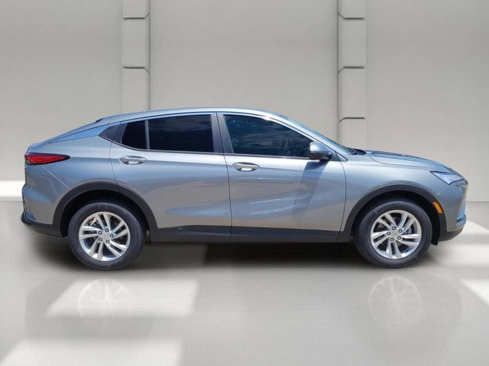 New 2026 Buick Envista Preferred FWD image 4