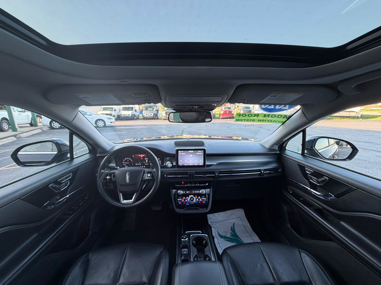 Used 2020 Lincoln Corsair AWD w/ Premium Package image 16