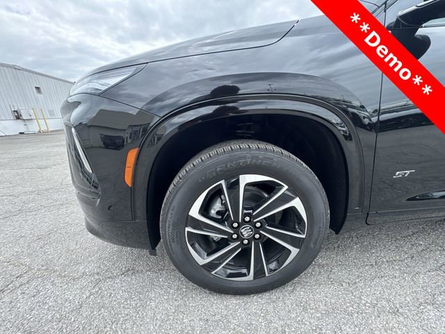 New 2026 Buick Enclave Sport Touring w/ Power Package image 10