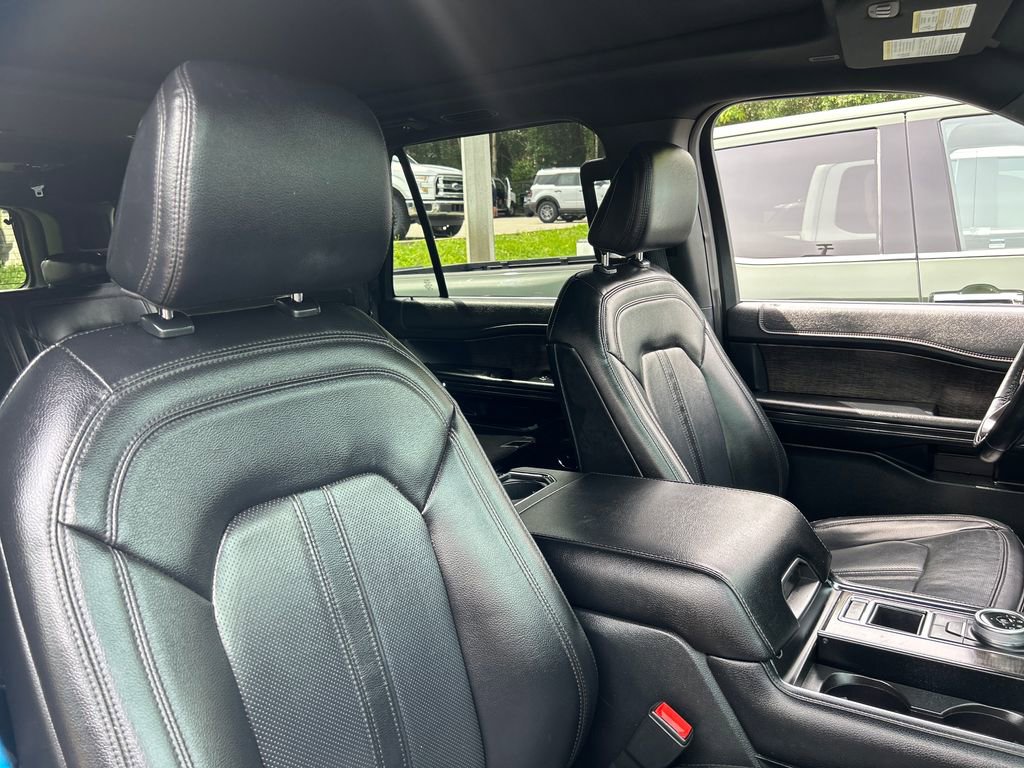 Used 2021 Ford Expedition Max Limited RWD image 14