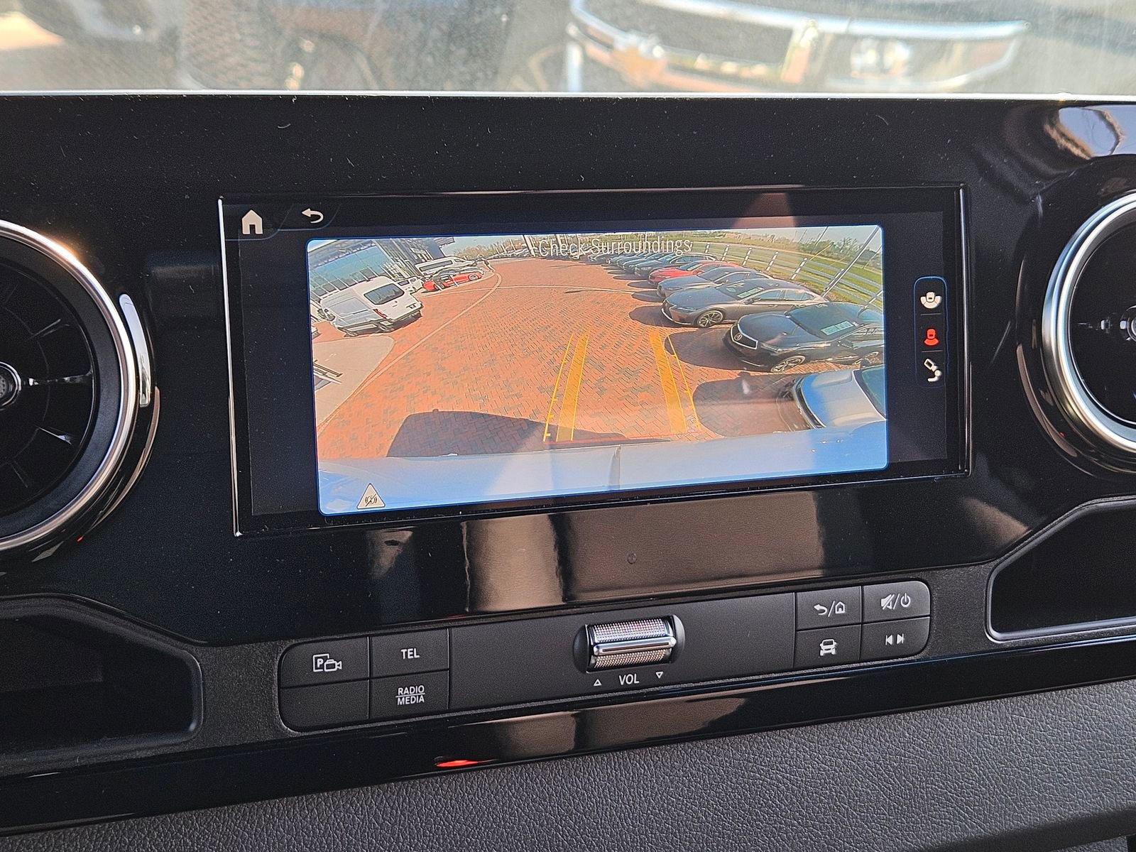 New 2024 Mercedes-Benz eSprinter 170 Cargo image 28