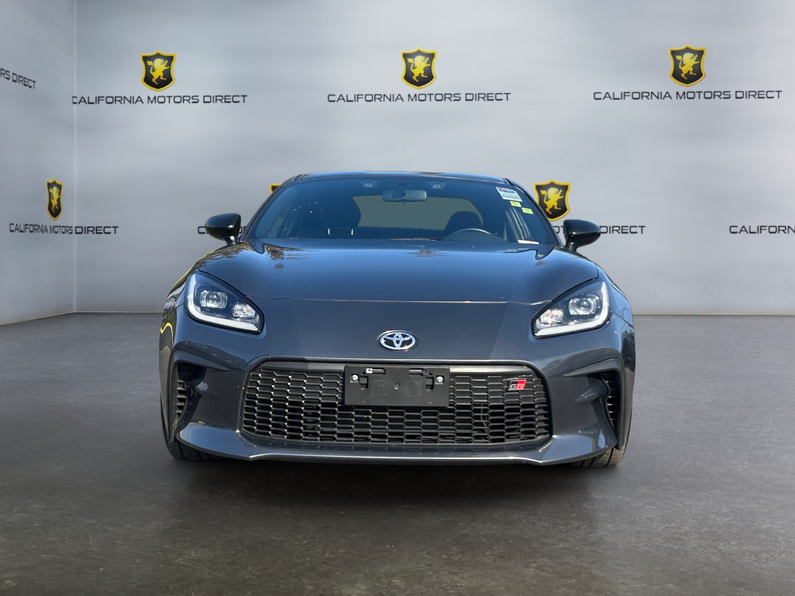 Used 2024 Toyota GR86 RWD image 2