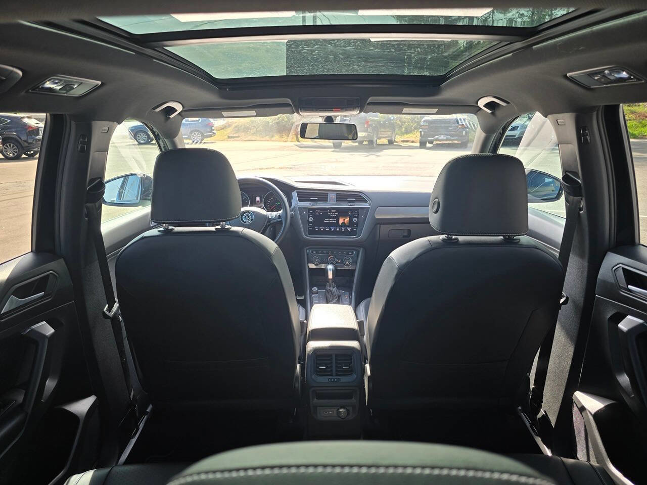 Used 2021 Volkswagen Tiguan SE AWD/4WD image 18