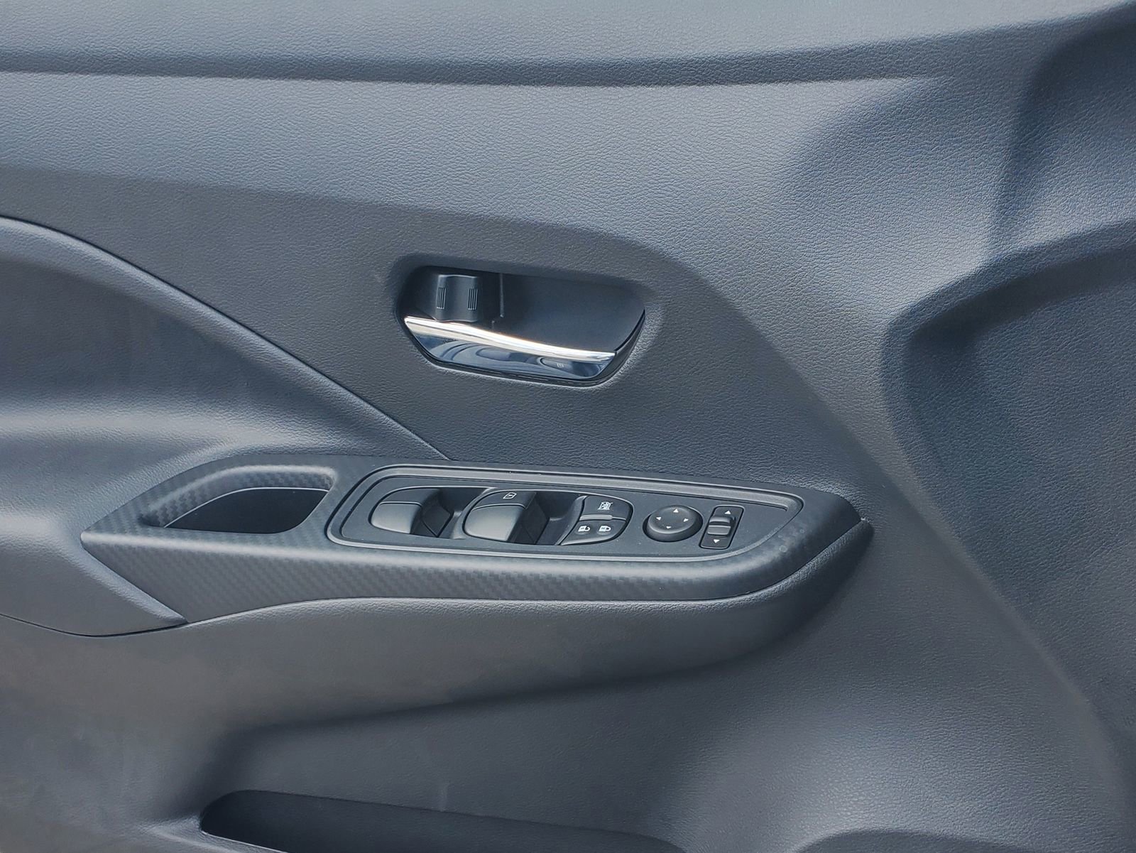 New 2025 Nissan Versa SV w/ Trunk Package image 20