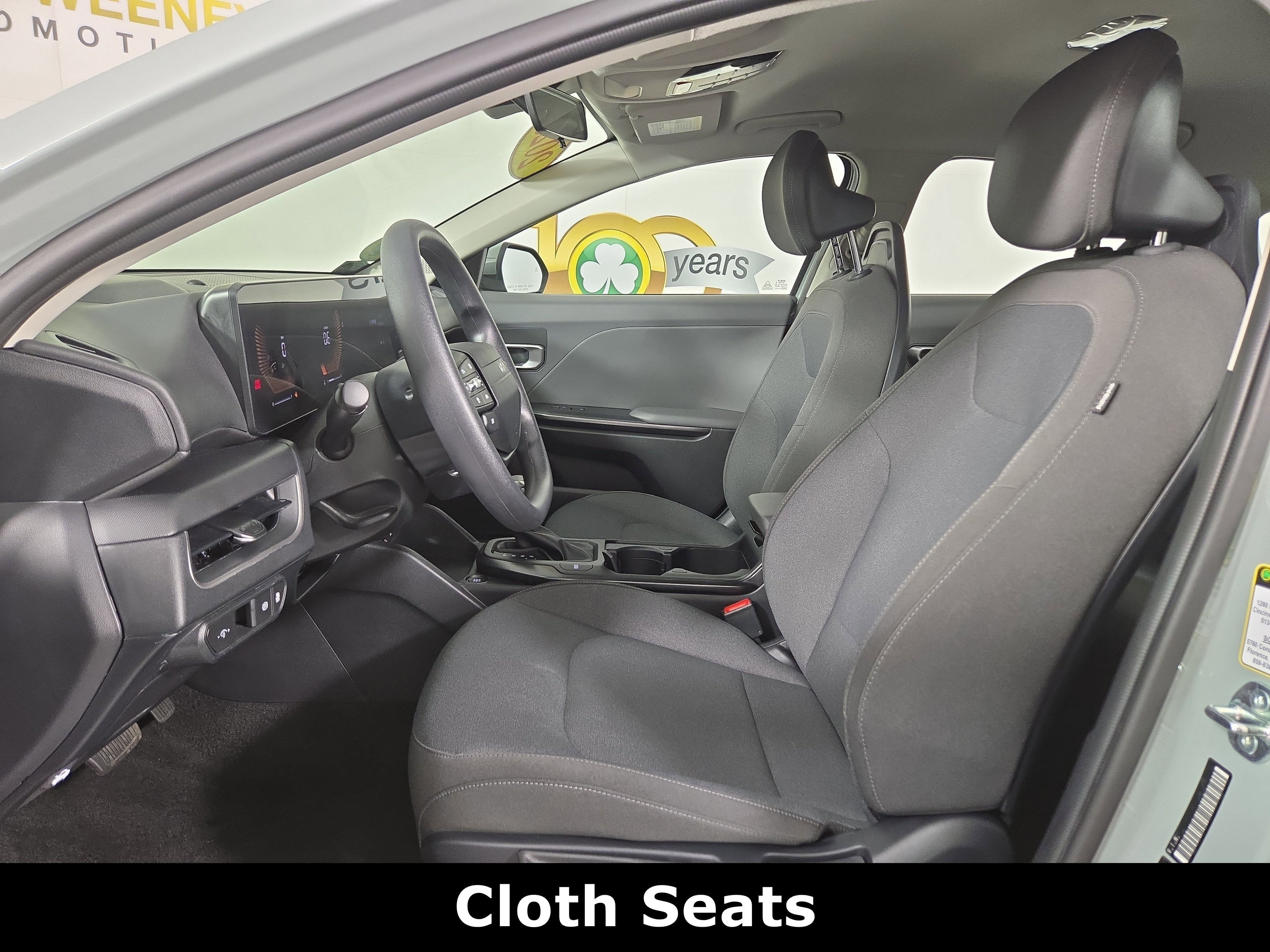 Used 2025 Kia K4 LXS image 11