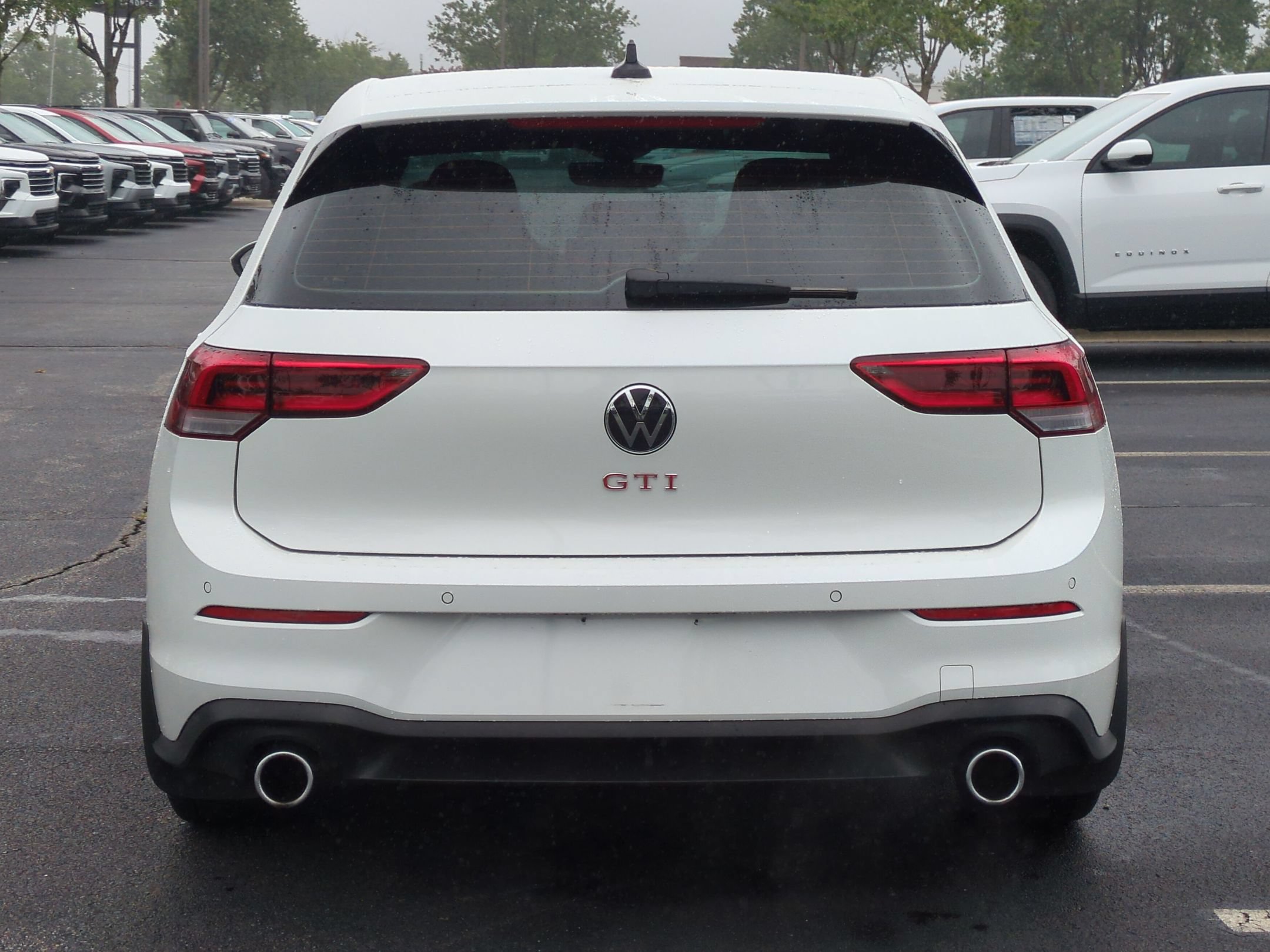 Used 2025 Volkswagen Golf SE FWD image 9