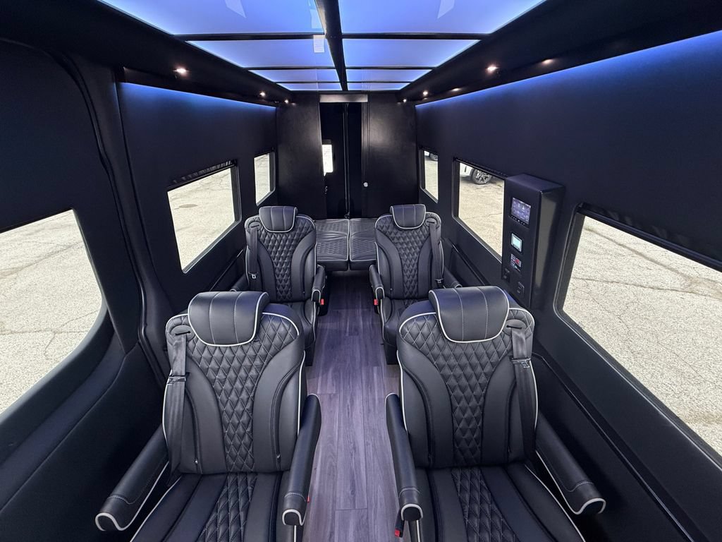 Used 2023 Mercedes-Benz Sprinter 3500 w/ Parking Package image 49