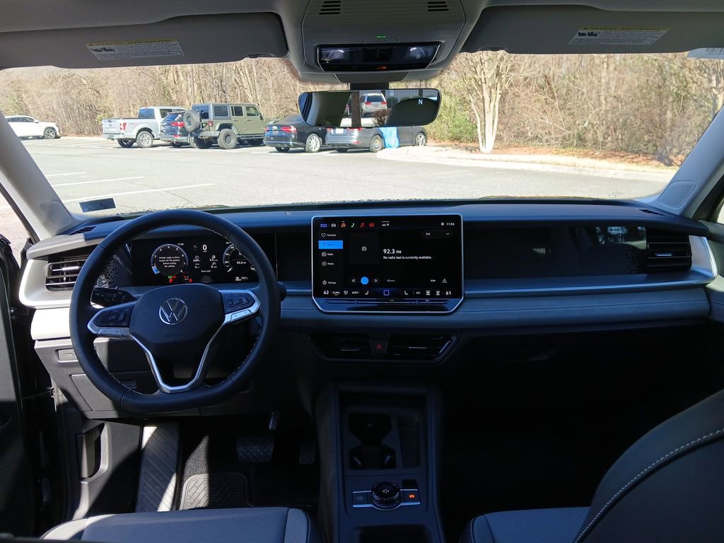 New 2026 Volkswagen Tiguan SE image 12