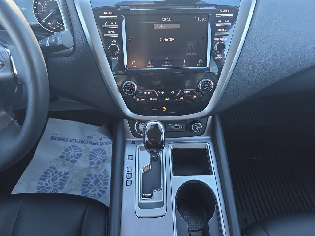 Used 2024 Nissan Murano SV image 11
