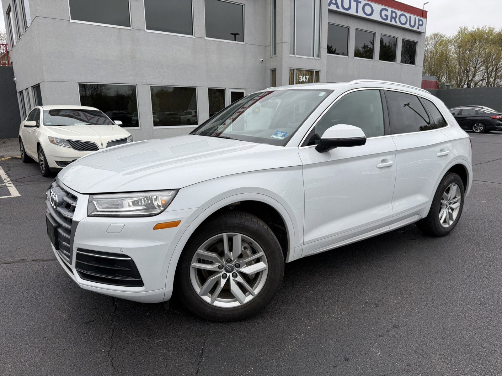 Used 2020 Audi Q5 2.0T Premium w/ Convenience Package AWD/4WD image 1