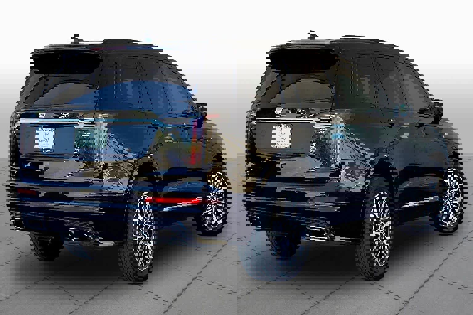 Used 2021 Cadillac XT6 Sport AWD/4WD image 13