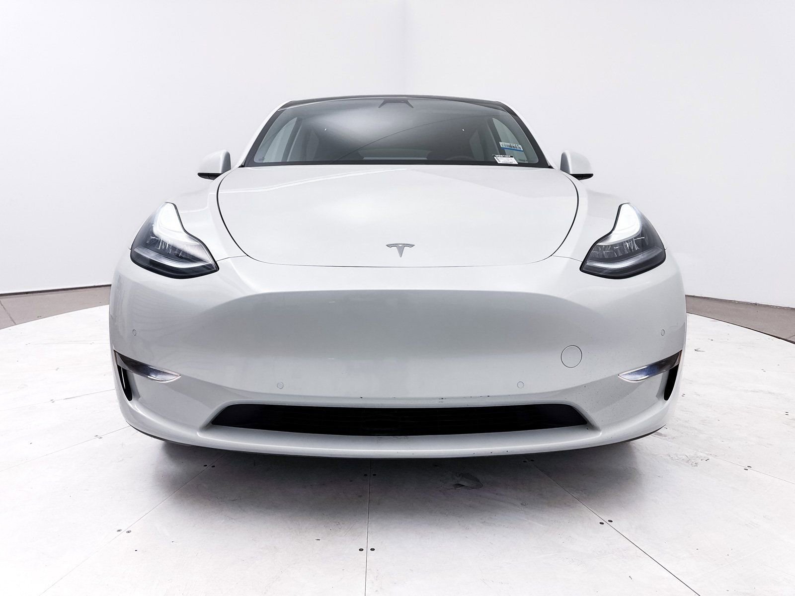 Used 2020 Tesla Model Y Long Range image 11