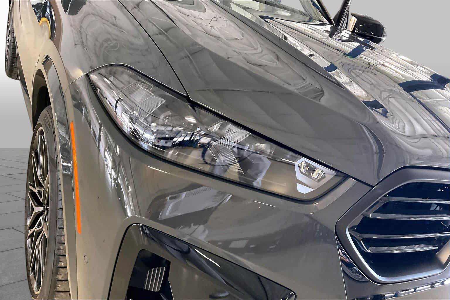 New 2026 BMW X5 M Competition w/ Executive Package AWD/4WD image 13