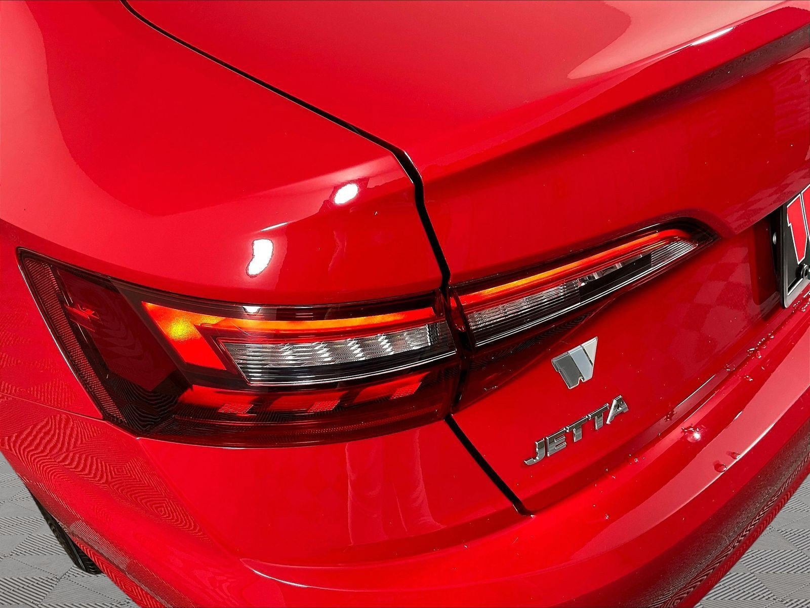 Used 2021 Volkswagen Jetta SEL FWD image 23