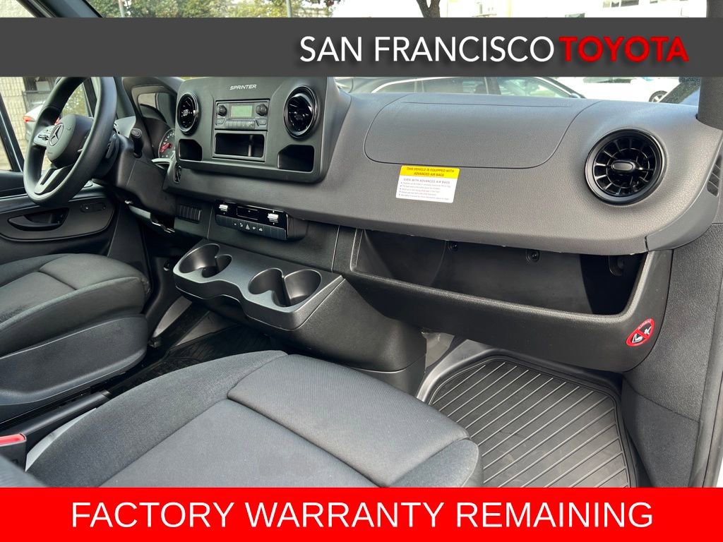 Used 2024 Mercedes-Benz Sprinter 2500 image 16