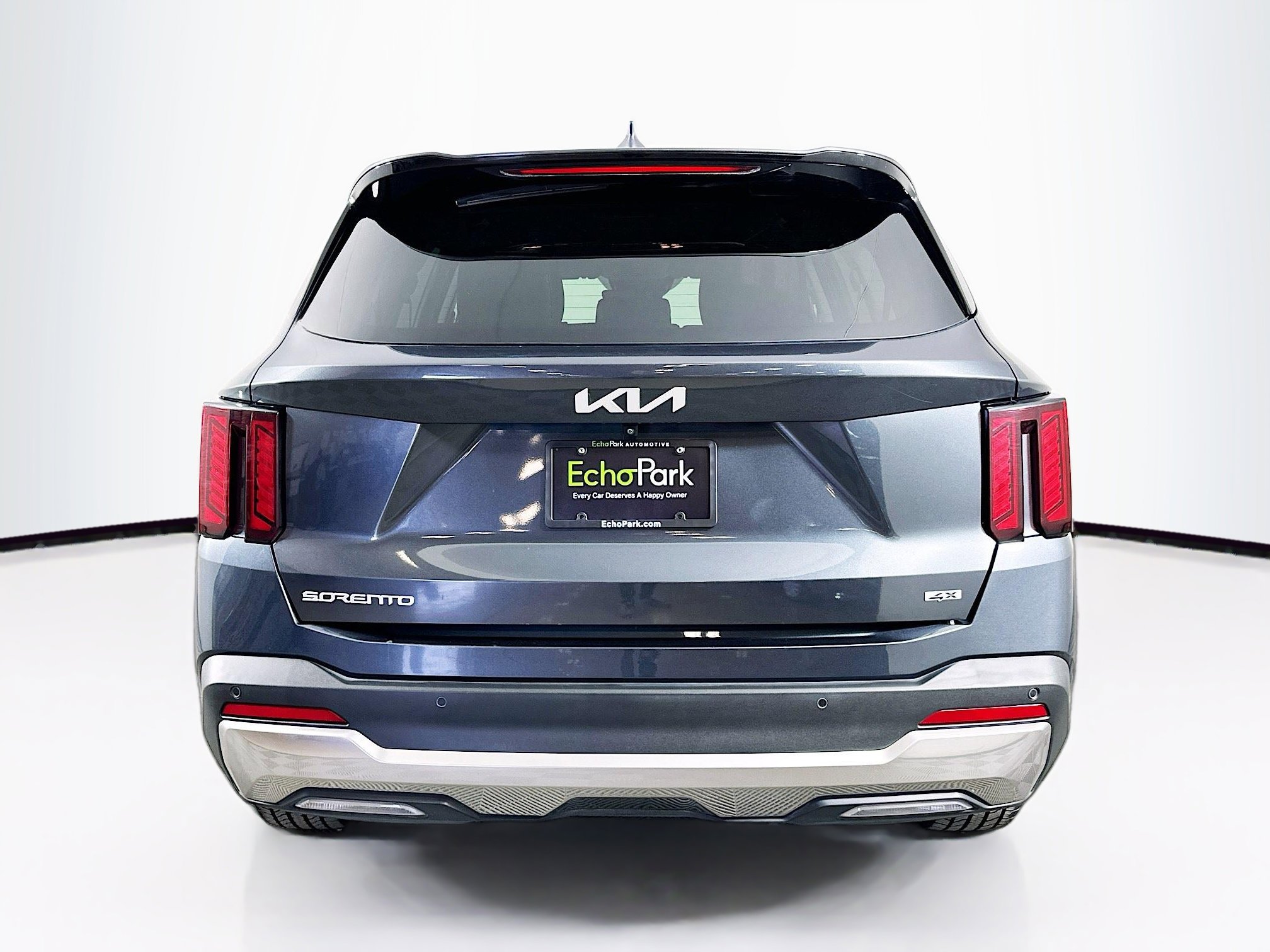 Used 2024 Kia Sorento S image 7