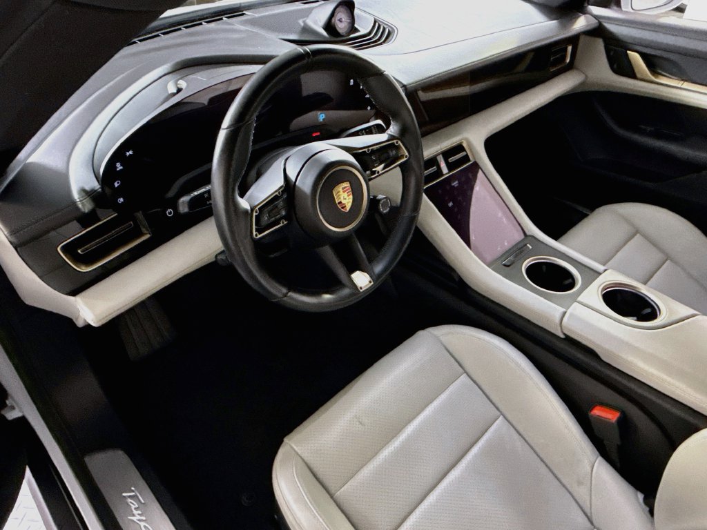 Certified 2023 Porsche Taycan 4S AWD/4WD image 4