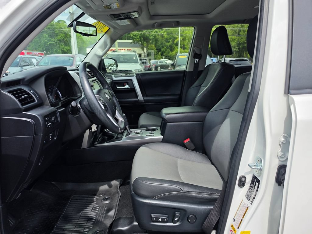 Used 2019 Toyota 4Runner SR5 Premium AWD/4WD image 8