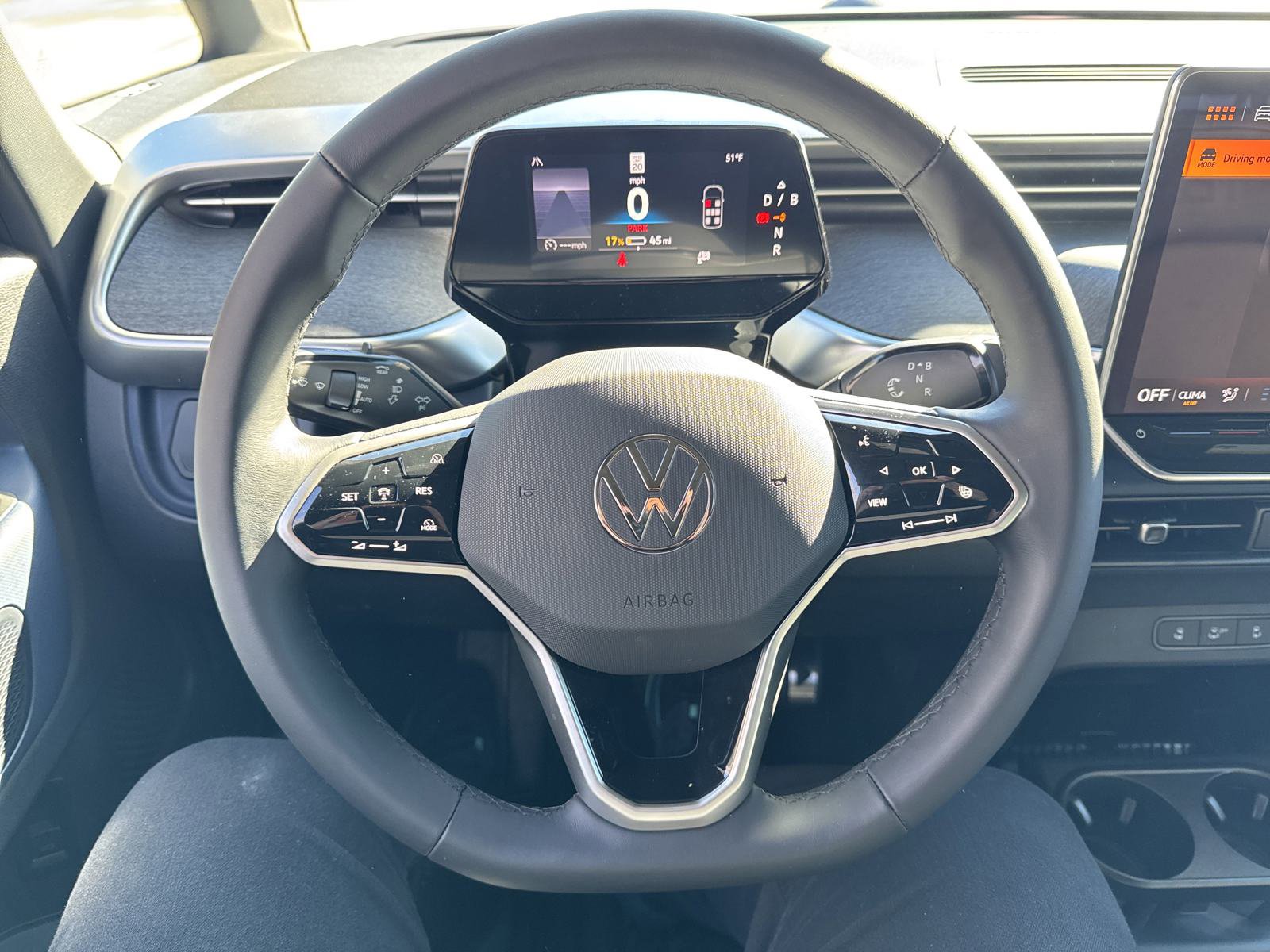 New 2025 Volkswagen ID. Buzz Pro S image 10