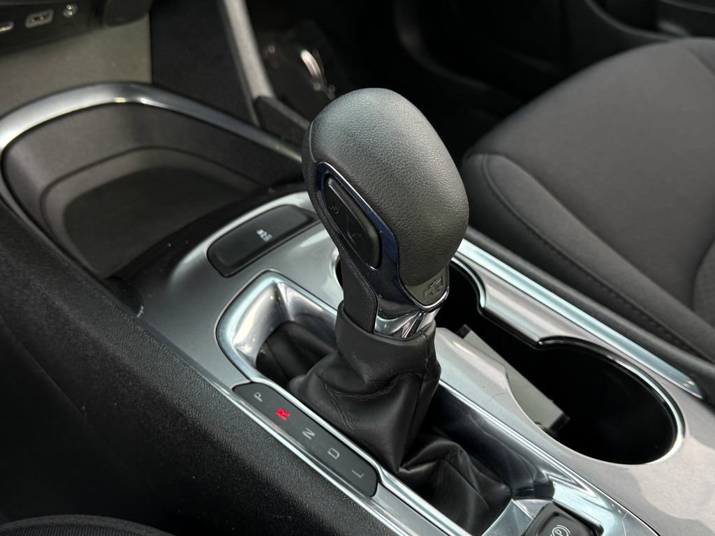 Used 2023 Chevrolet Malibu LT image 26