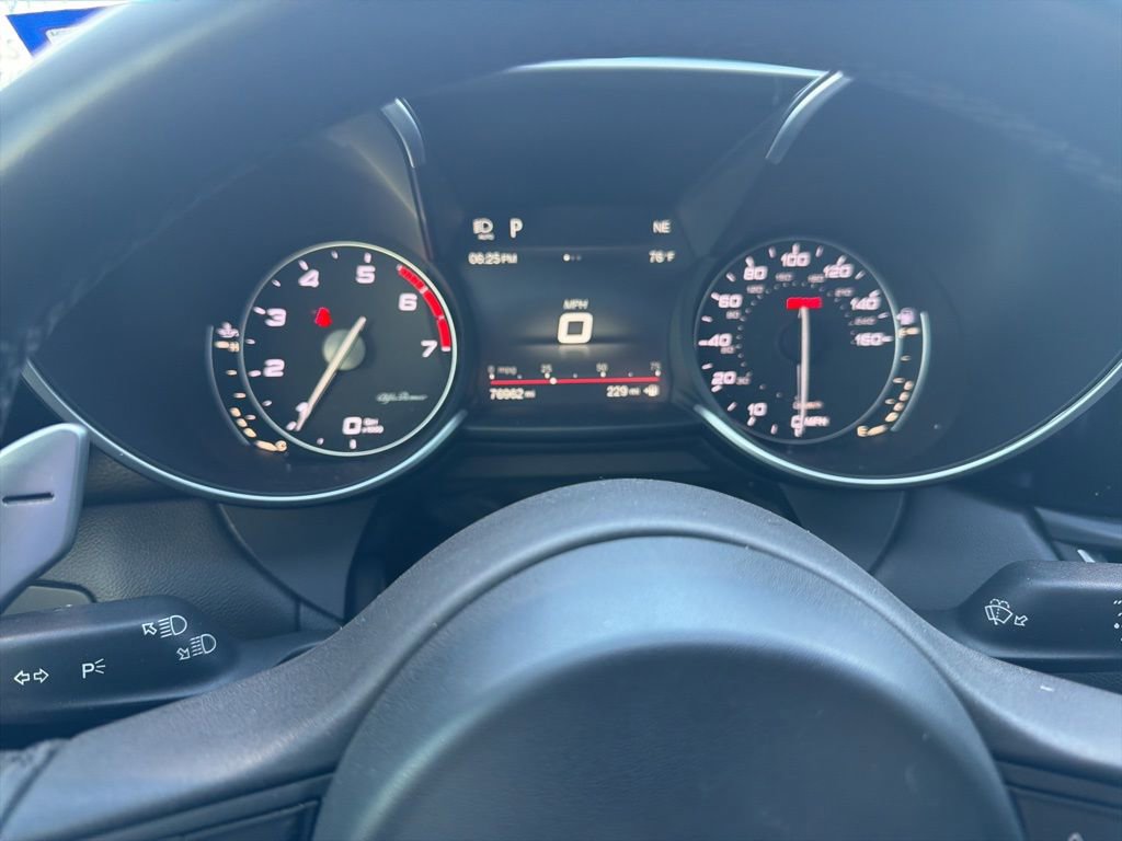 Used 2019 Alfa Romeo Giulia Ti Sport w/ Quick Order Package 22U Sport image 2