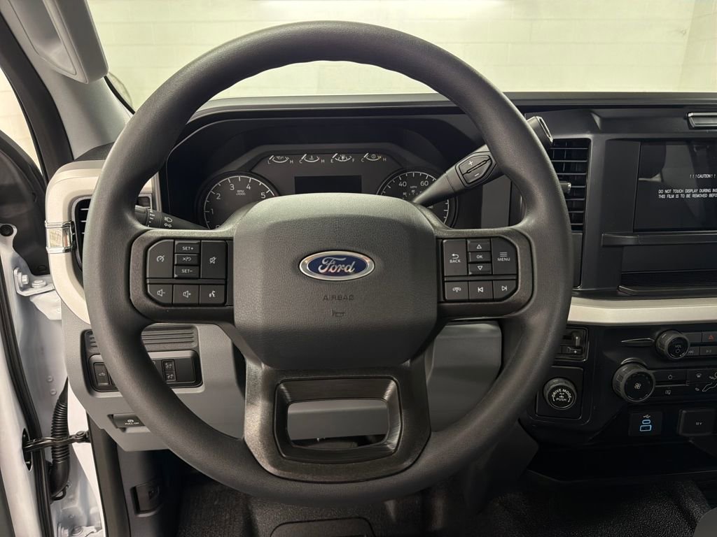 New 2026 Ford F250 XL w/ XL Chrome Package image 17